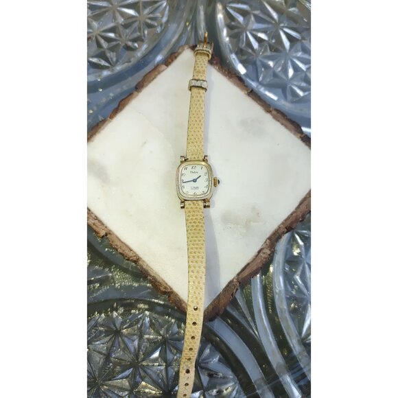 Pedre Wristwatch Leather Strap Gold-Tone Details Manual Wind Timepiece - Picture 4 of 11